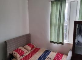 Available room per day, apartment in Birmingham