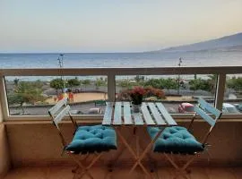 Primera línea de Playa con vistas al Mar y plaza de garaje