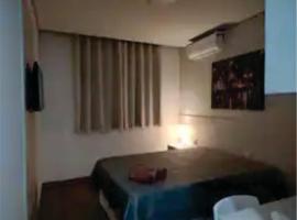 flats da Junia - wifi, tv, ar, frigobar, conexão aeroporto, מלון בלגואה סנטה