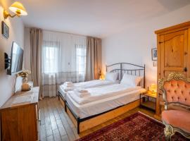 Four Riders Guest House, вила в Велико Търново