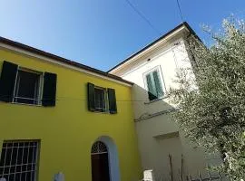 La casa gialla del Ristoro Agricolo Vecchiano