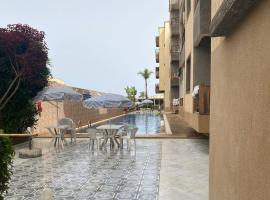 Appartement avec piscine proche de Sidi Bouzid, apartamento em El Jadida