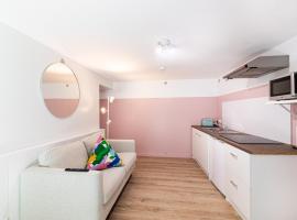 La vie en rose - appartement cosy - centre ville, lägenhet i Auch
