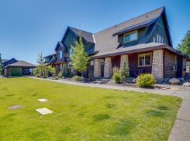 Suncadia Resort Townhome with Grill and Fireplace, ξενοδοχείο σε Cle Elum