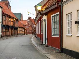 Rooms in the center of Ystad, bolig ved stranden i Ystad