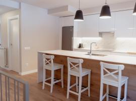 LA CASA del TOM&Agrave;S, villa en La Pobla de Segur