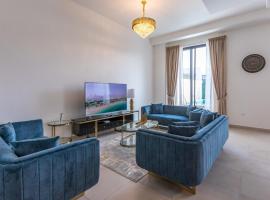 Nasma Luxury Stays - Vacation Villa with Private Pool Steps To The Sea, hotel u gradu Ras el Hajma