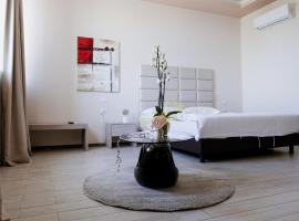 Queen Hotel, hotell i Sesto San Giovanni