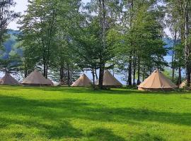 SolinaGlamp, luxury tent in Polańczyk