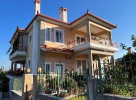 Ornela's Home, hotel v destinaci Yiánnidhes