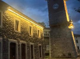 La casa del reloj, ξενοδοχείο σε Los Espejos de la Reina