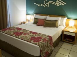 Praia do Canto Apart Hotel - Apto 405 - Varanda Lateral com Vista Mar, hotel in Vitória