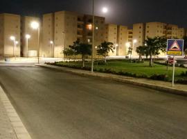 Arab private room for male only, hotell med parkeringsplass i Badr