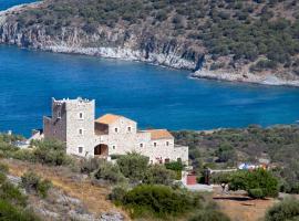 Focalion Castle Luxury Suites, hotel en Pyrgos Dirou