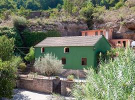 Refugio La Presa, guest house in Chulilla