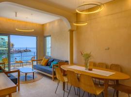 Asteria Seafront Luxury Apartment, hotel in Agios Nikolaos