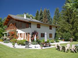 CHALET LES ECUREUILS, hotel in Barcelonnette