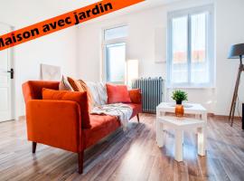 ✦ Maison avec jardin - Plaza Verde✦, hotel with parking in Commentry