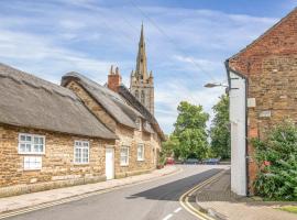 The Limes - Beautiful Townhouse in Oakham, leilighet i Oakham