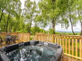 Bracken Lodge 15 with Hot Tub