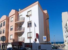 Casa de Praia da Zezinha, Hotel in Costa da Caparica
