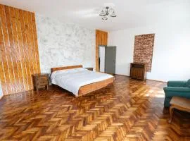 Floasiu Residence Guesthouse