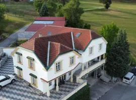 Villa Theresa