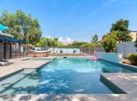 Boho Chic - Ping-Pong - Pool - Spa ... Your Mesa Retreat, alquiler vacacional en Mesa