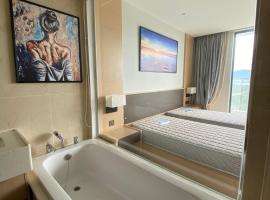 Home Seview at Cam ranh Nha Trang Aparment, hotel with pools in Cam Ranh