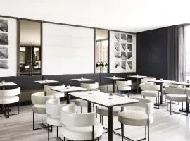 AC Hotel by Marriott Miami Airport West/Doral