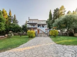 Harmony Garden Retreat near Corfu Town