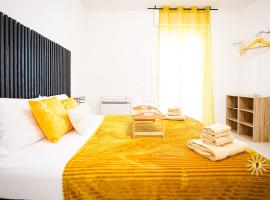 Sunshine Sardinia - Casa Deluxe con Giardino Vicino al Mare, hotell sihtkohas Su Forti