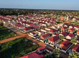 Rahims 3 Bed Bungalow - Dalaba, hotel di Jabang