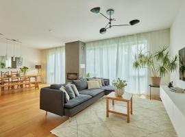 Exklusive Villa-Eggert mit Kamin & Terassr für 6 Personen im Bretten, hotel em Bretten