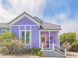 3893 Sweet Seventeenth home, cottage in Pacific Grove