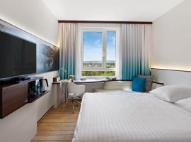 Hey Lou Hotel Frankfurt Airport، فندق في كلسترباخ