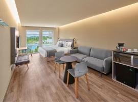 City Express Plus by Marriott Cancun Aeropuerto Riviera
