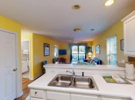 Golfers Haven Charming 2BR Condo Pawleys Island
