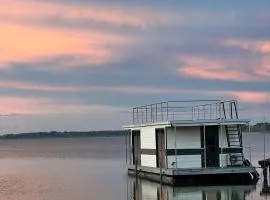 Dom na wodzie Listomie