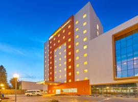 City Express Junior by Marriott Leon Centro de Convenciones, hotel di Leon