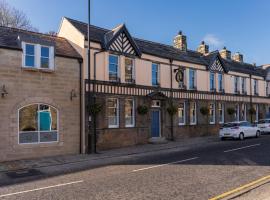 The Queens Head, Parkside apartment 3, hotel with parking in Burley in Wharfedale