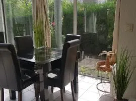 Rêve de Bisca Appartement spacieux climatisé avec jardin privatif piscine et parking privés