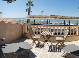 Casita Beach Front, casa o chalet en Torrox Costa