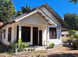 Riung Tiga Empat Tujuh Guesthouse、Riungのバケーションレンタル