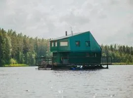 Floating guest house Musters