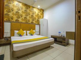 HOTEL LIME WOOD, отель рядом с аэропортом Ludhiana Airport - LUH в городе Лудхиана