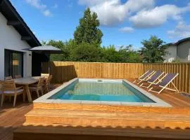 LUTZY Maison moderne au calme piscine