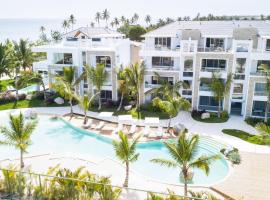 Aqua Esmeralda Luxury Beach Front Apartment, vacation rental in La Laguna