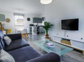 Le Tamaris, Garage privé hauteur limitée, Calme, Confort, hotel in Troyes