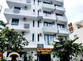 HOTEL & APARTMENT VY VAN – dom przy plaży w mieście Vung Tau